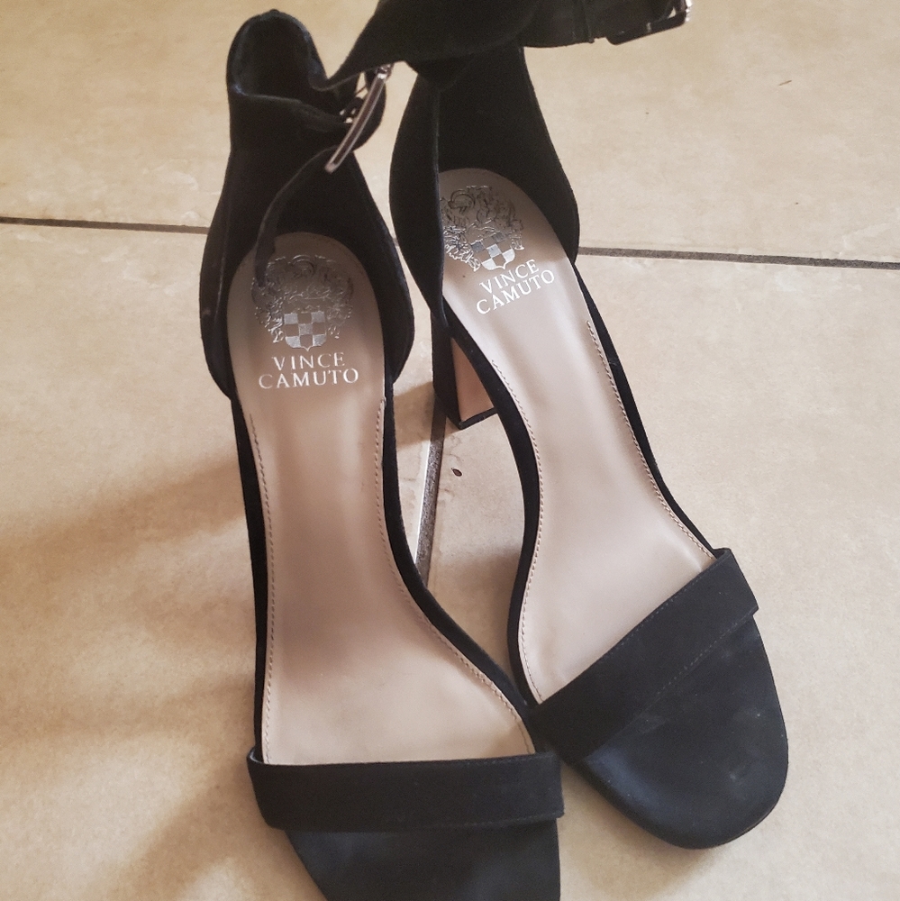 Vince Camuto Sandals